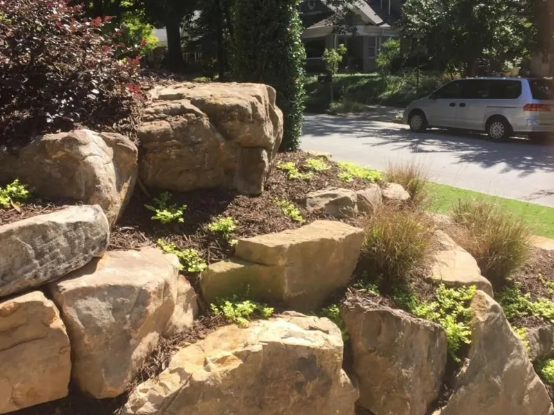 Hardscaping project by 4 Seasons in North Atlanta: paver and stone work (photo 4)