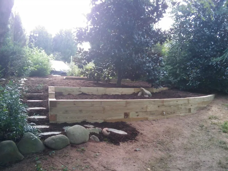 Retaining wall built by 4 Seasons in North Atlanta (photo 5)