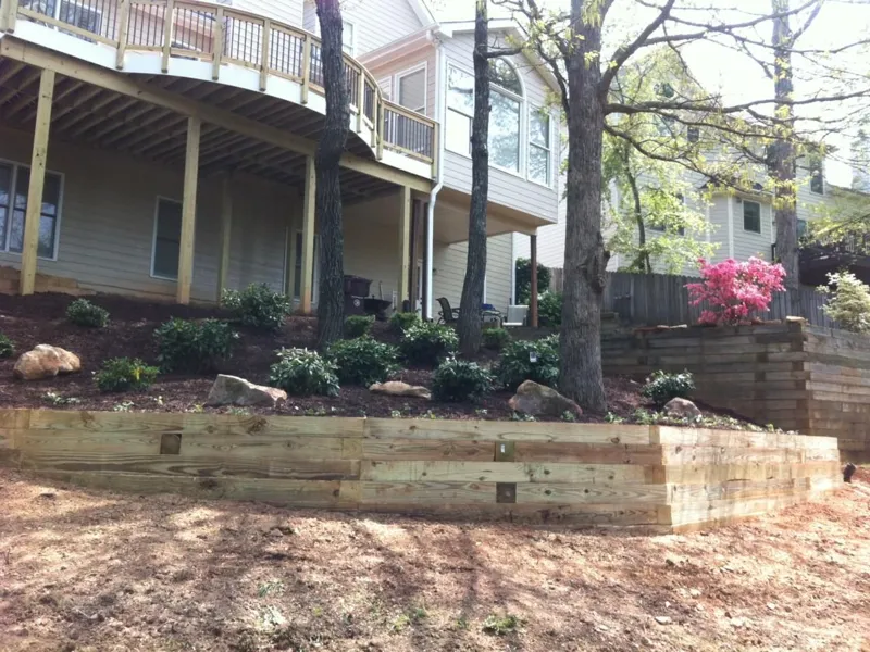 Retaining wall built by 4 Seasons in North Atlanta (photo 6)