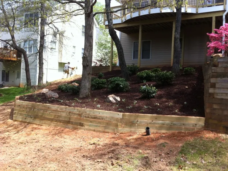 Retaining wall built by 4 Seasons in North Atlanta (photo 7)